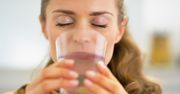 Pij codziennie rano zamiast kawy. Pożegnasz wstydliwy problem i szybciej schudniesz