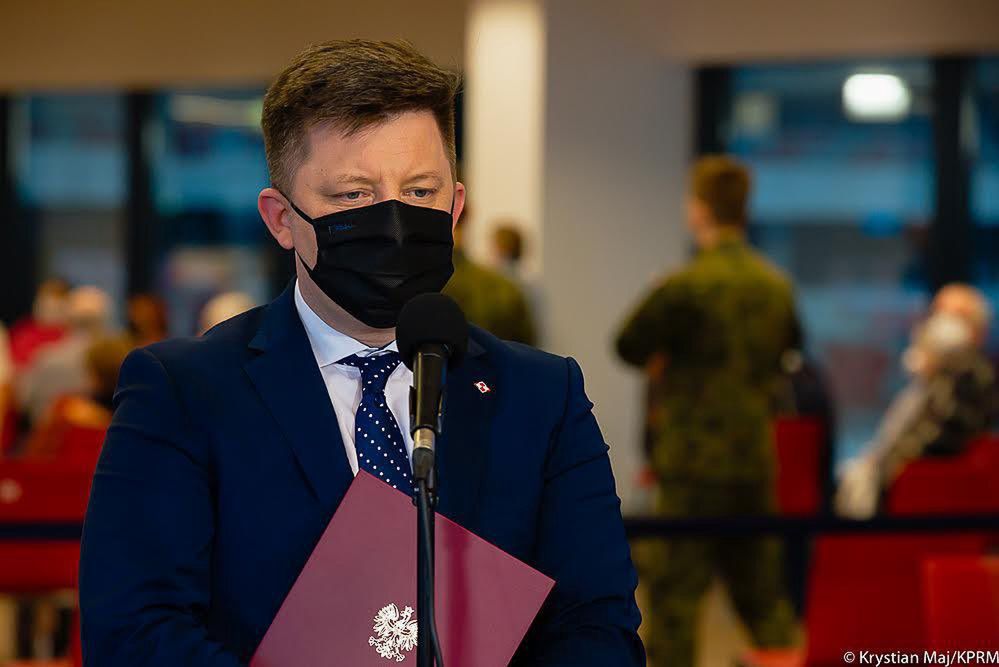 Opóźnienia w dostawach szczepionek. Akcja w zakładach pracy odroczona