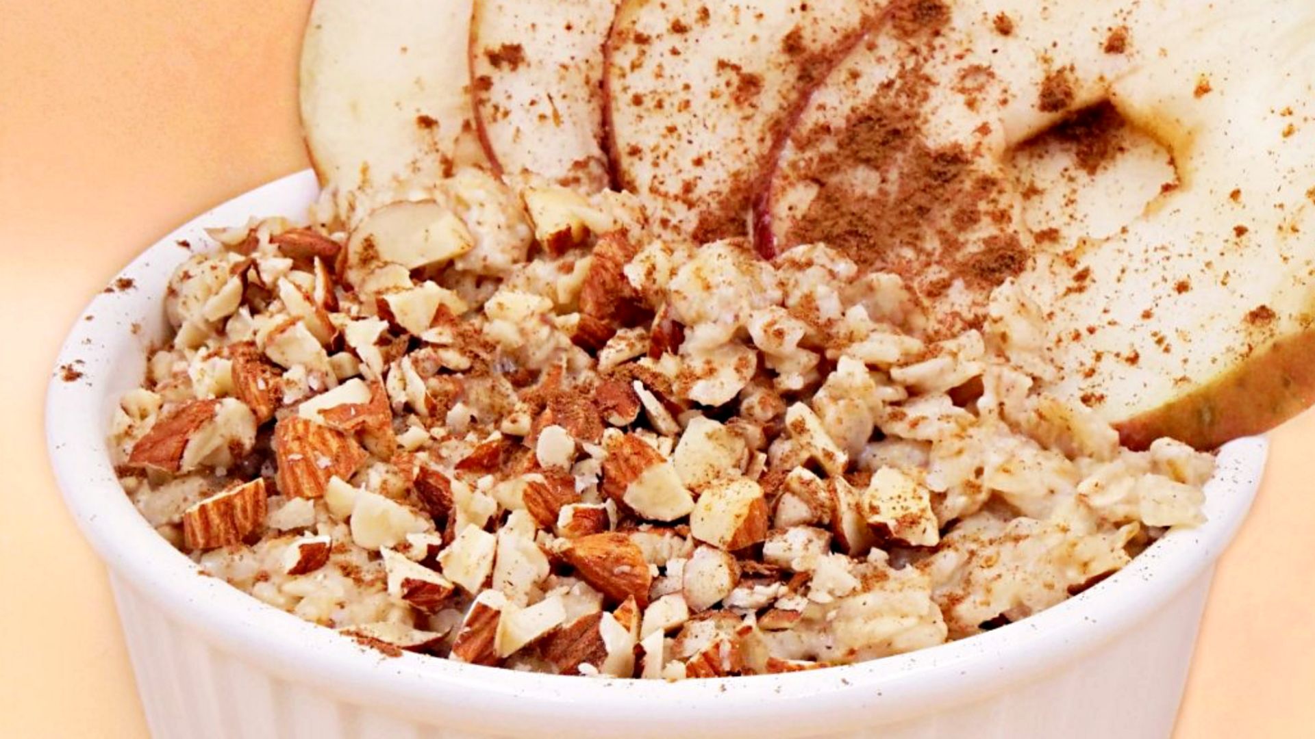 Cynamon nadaje deserom oraz napojom intensywny aromat, ale wymaga rozsądku.