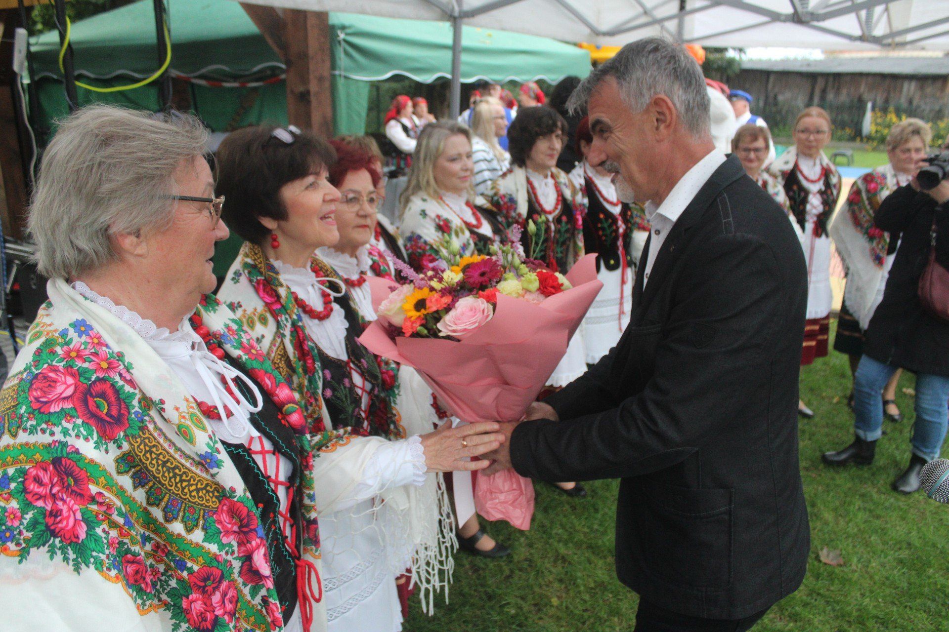 Miodowo i Folkowo było w Kurnosie Drugim w gminie Bełchatów
