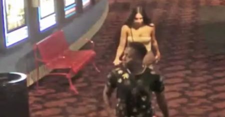 Poprosił o opuszczenie jego miejsca. Został brutalnie zaatakowany