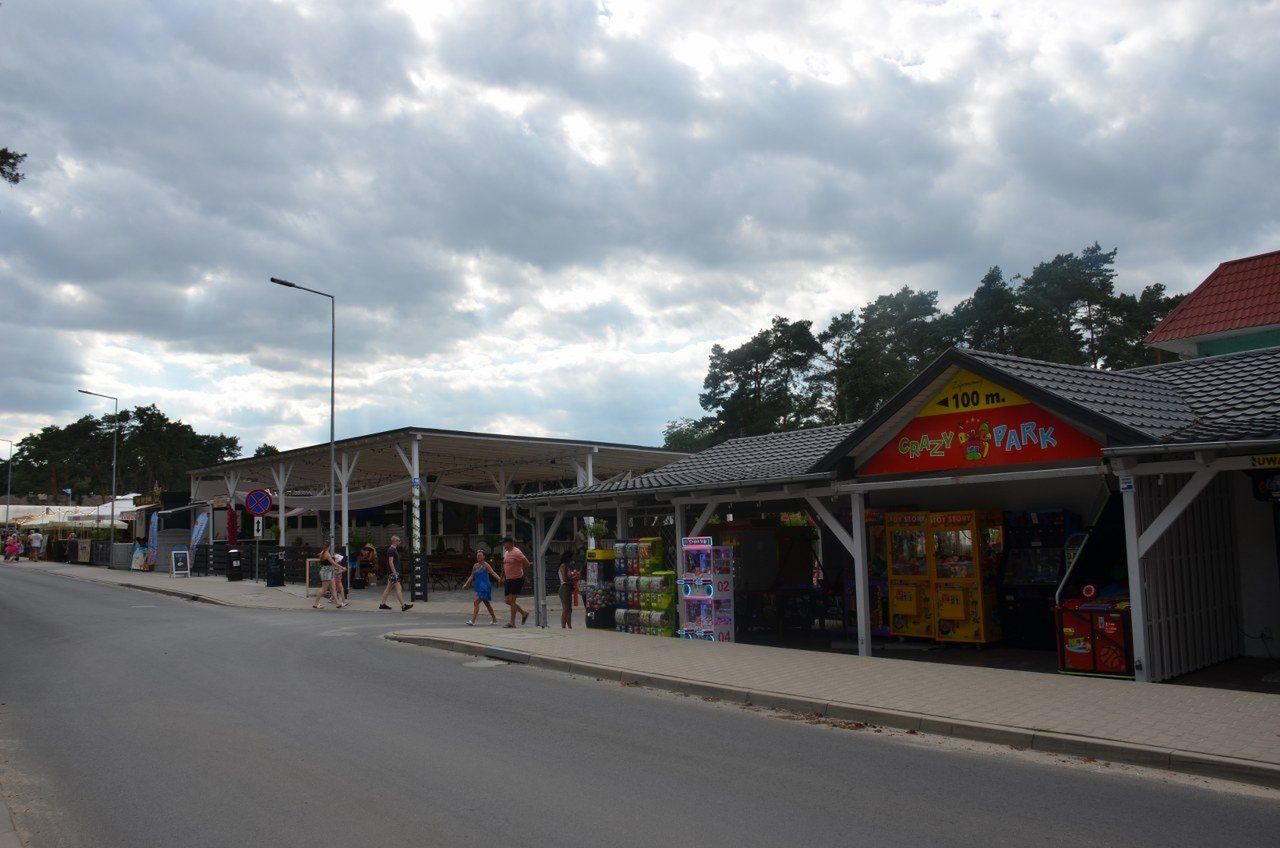 Boszkowo jest najbardziej znaną miejscowością letniskową w regionie. W sezonie przyjeżdżają tu tłumy, nie tylko mieszkańców Leszna i okolic