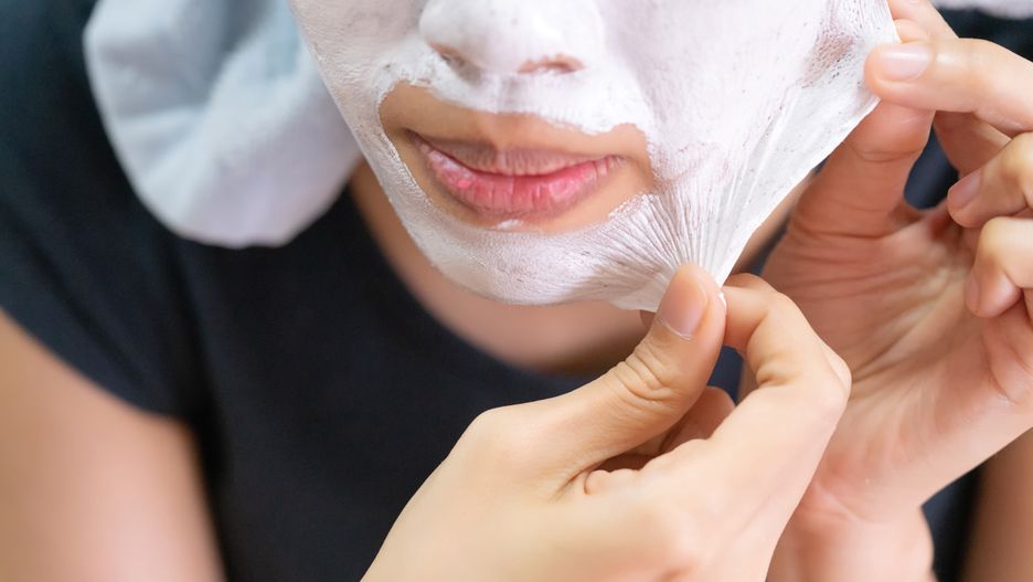 Jak maseczki peel-off szkodzą skórze? 
