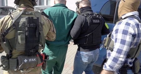 Adrian W. w rękach policji. Straszne, co zrobił 18-letniej Katarzynie