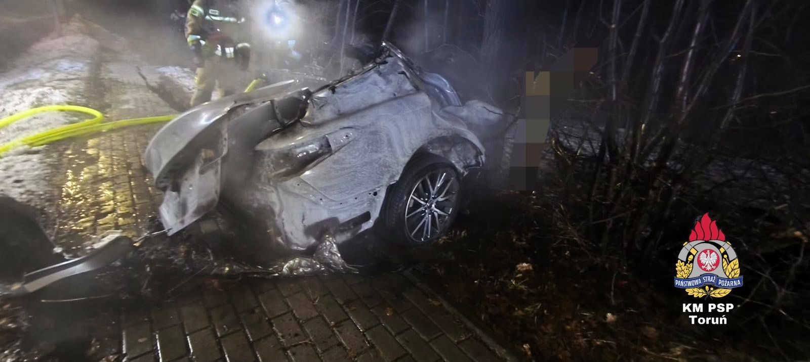 Strażacy pokazali skutki wypadku pod Toruniem