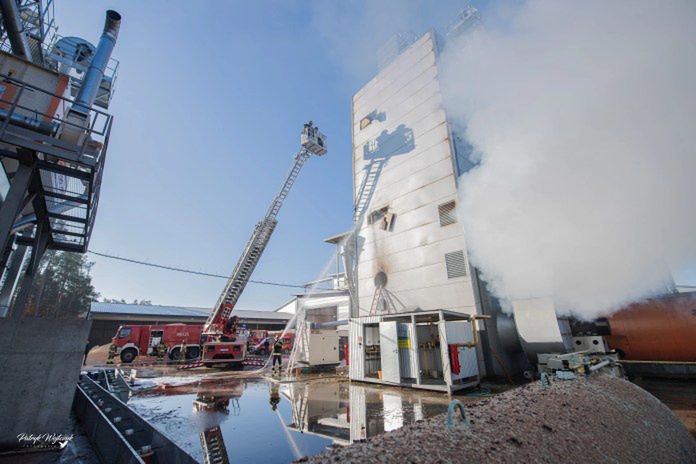 Pożar suszarni kukurydzy: 20 godzin dramatycznej akcji i milion złotych strat