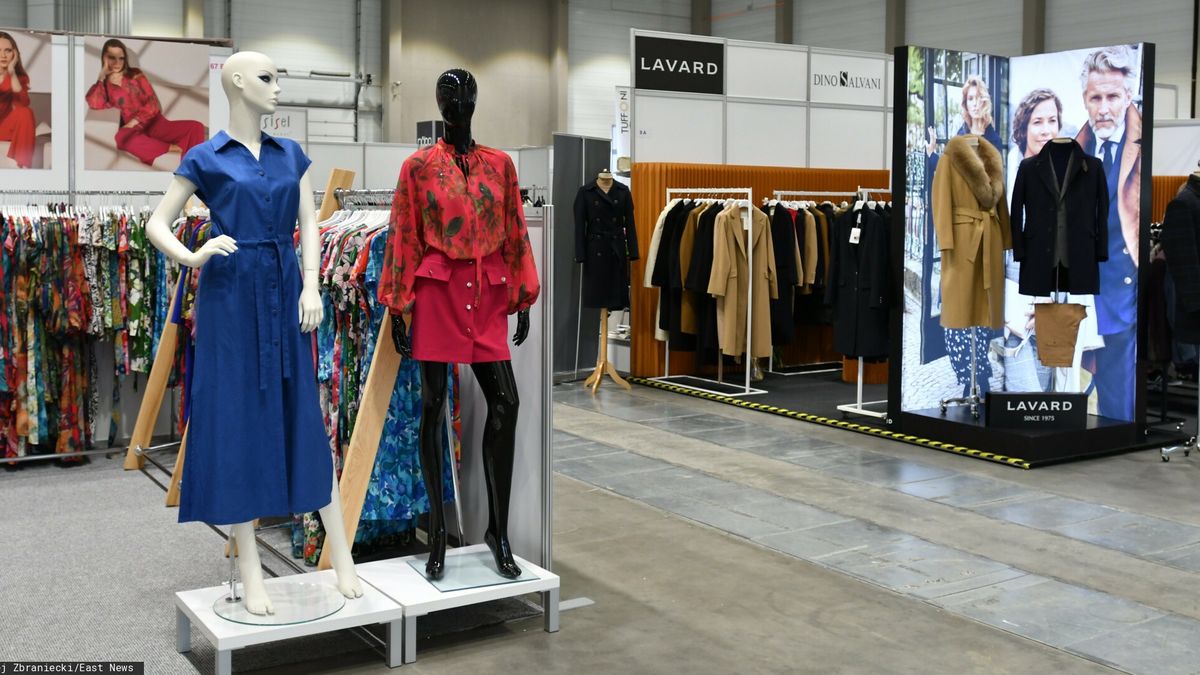 Targi Mody w ?�dzkiej hali Expo
Fot. Andrzej Zbraniecki/East, Lodz, 23.02.2023.
Targi Mody "Fashionweare" w lodzkiej hali Expo. W 17. edycji bierze udzial ponad 150 wystawcow prezentujacych ponad 200 marek z Polski i z zagranicy.
Andrzej Zbraniecki