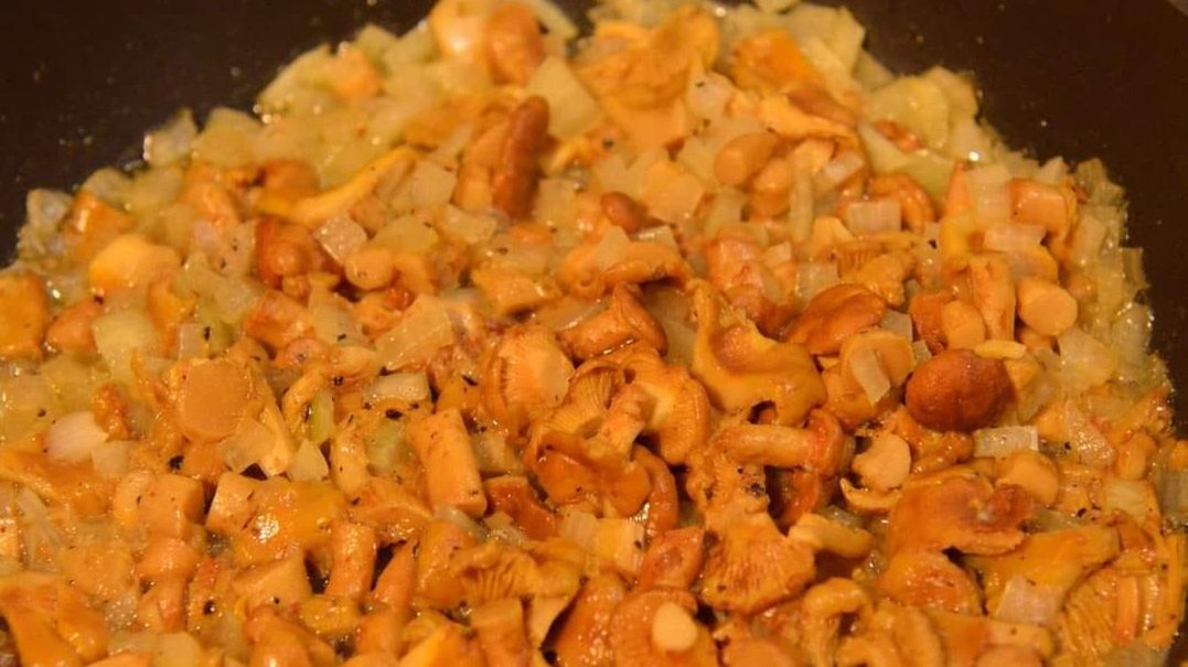 Przepis na rosół z kurek 