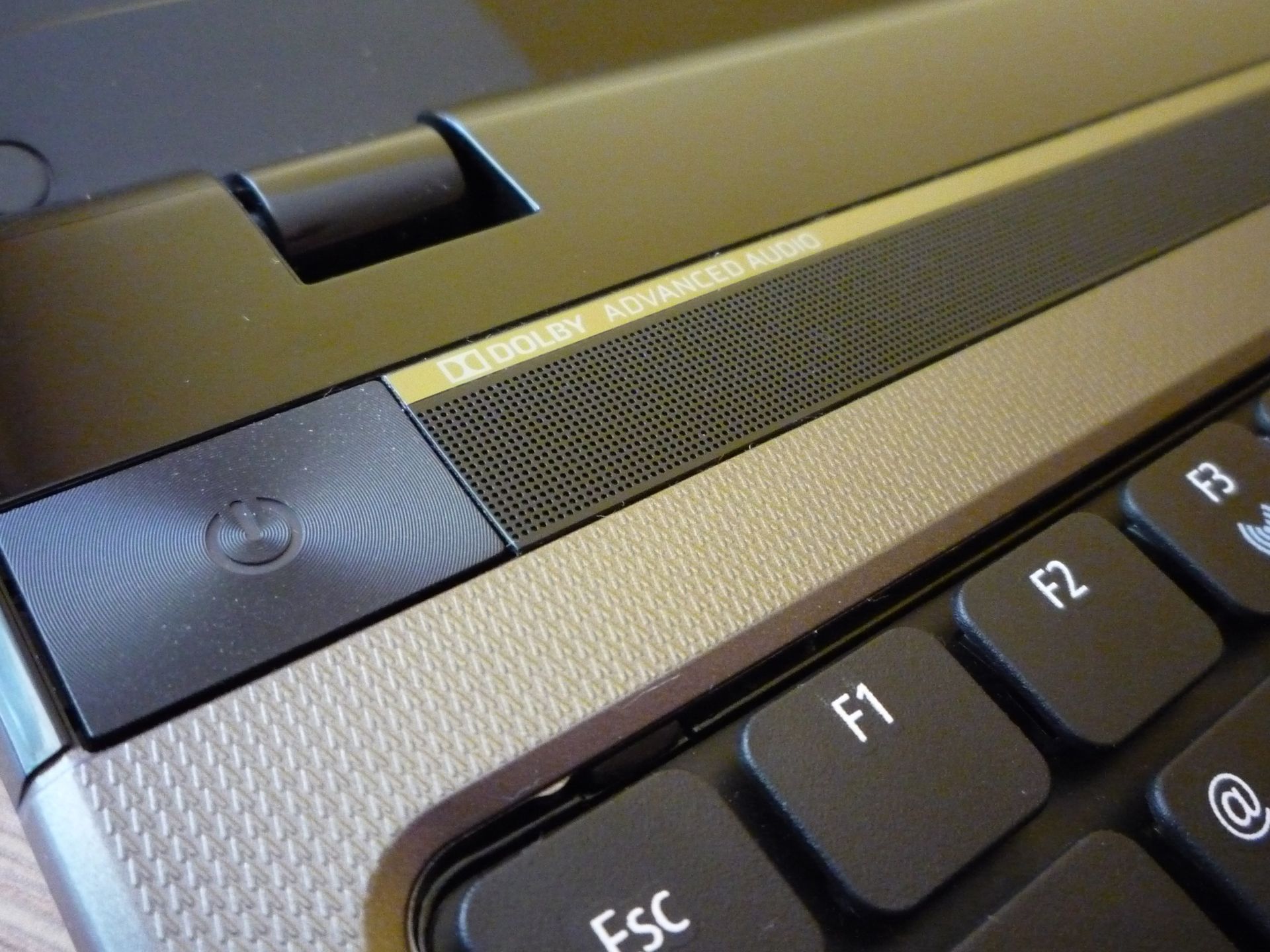 Acer Aspire 5560G - co potrafi laptop z AMD Llano? [test cz. 1] 13