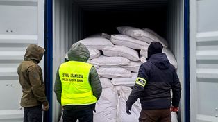 Wspólna akcja służb. 63 tony tytoniu za 88 mln zł