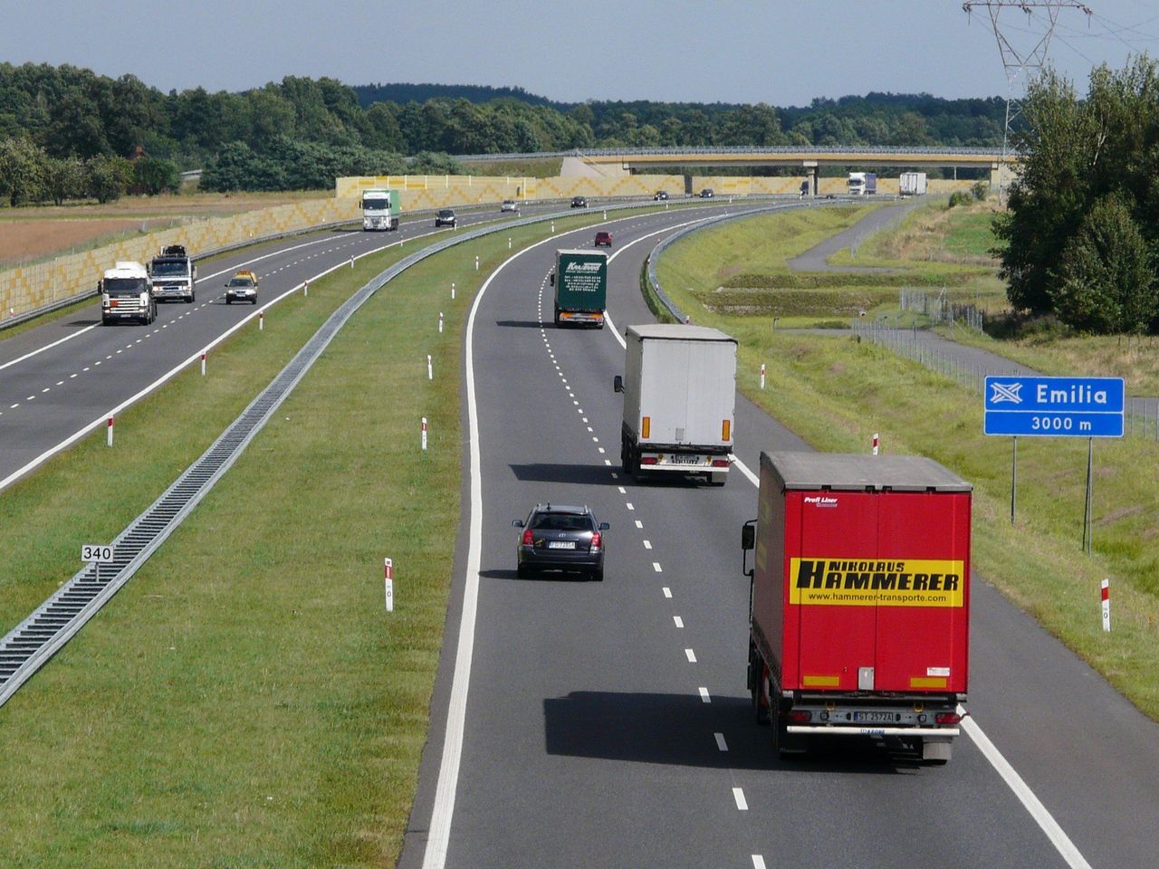 Autostrada A2 będzie poszerzona. Ministerstwo podało dokładny harmonogram. Wyczekiwana inwestycja i część planu CPK