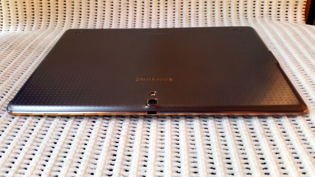 Samsung Galaxy Tab S 10.5 - wygląd, wykonanie i etui Book Cover 5