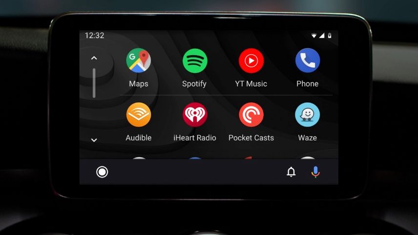 Android Auto staje się coraz popularniejsze wśród polskich kierowców.
