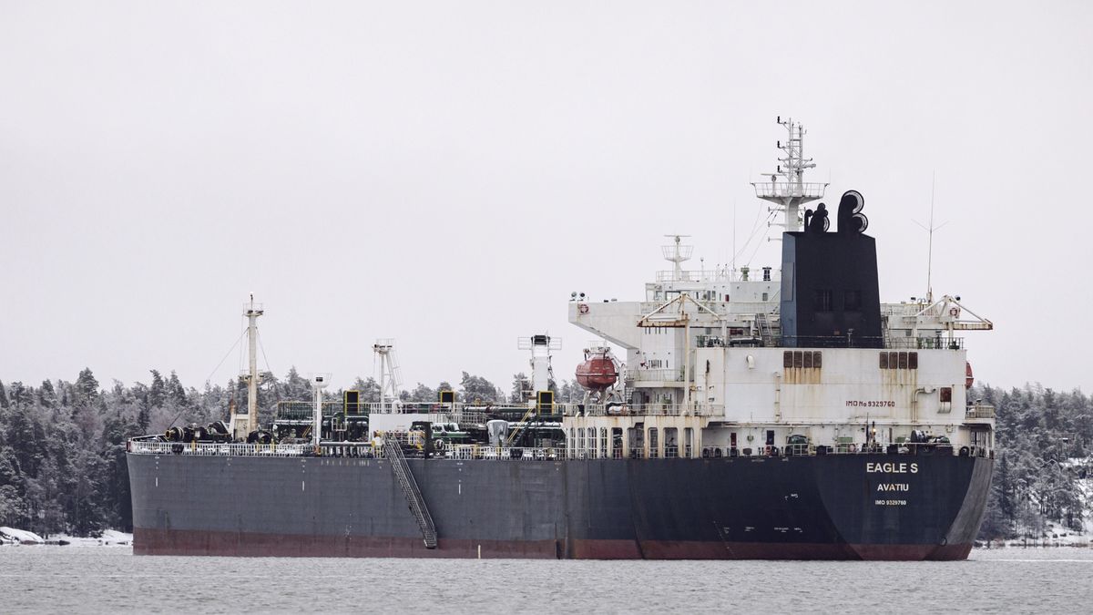 Rosyjski tankowiec Eagle S został zatrzymany w Finlandii