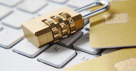 Sukcesy etycznych hakerów. Wykryli 65 tys. luk w oprogramowaniu