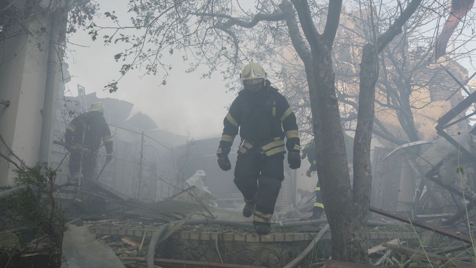 KHARKIV, UKRAINE - SEPTEMBER 07: Firefighters intervene a fire that broke out after Russian attack on private house in Kharkiv, Ukraine on September 07, 2024. (Photo by George Ivanchenko/Anadolu via Getty Images)