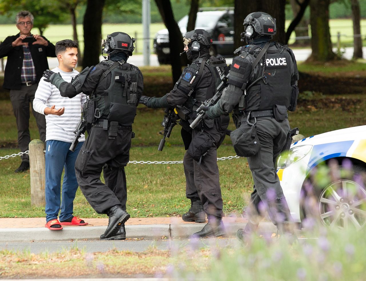 Nowa Zelandia. Strzelanina w meczecie, służby mówią o "wielu ofiarach" 