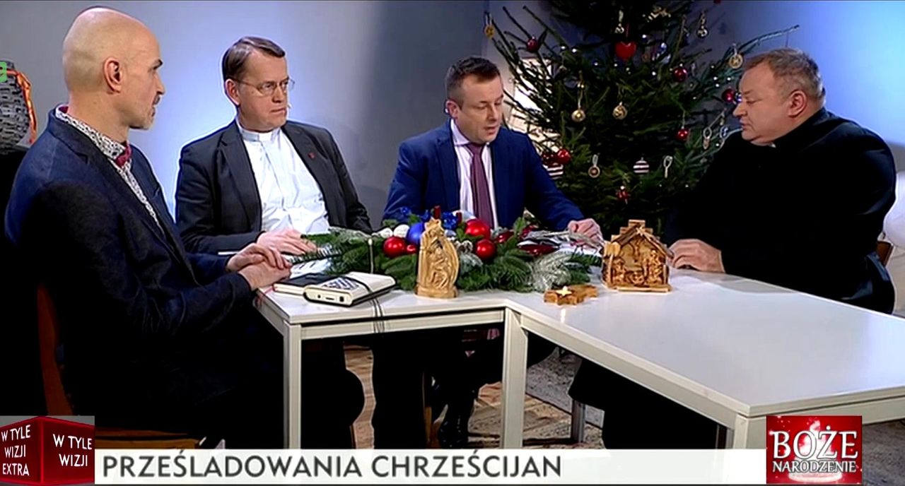 „Tam gdzie wchodził islam, była przemoc i gwałt” Świąteczny nastrój ks. Oko w TVP Info