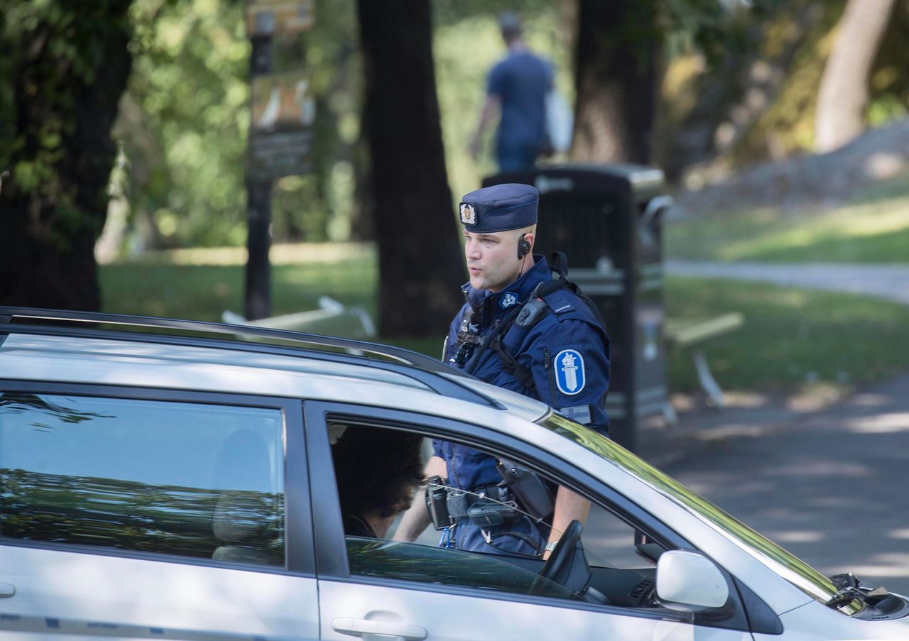 Finlandia. Napastnik wtargnął z mieczem do szkoły w Kuopio. Jedna osoba nie żyje, są ranni