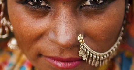 Jedna kobieta na godzinę umiera w Indiach. Mordowane za posag
