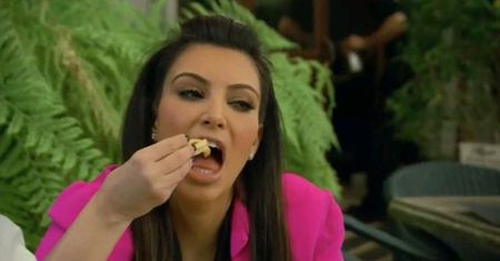 Kim Kardashian jest na detoksie. Może jeść frytki