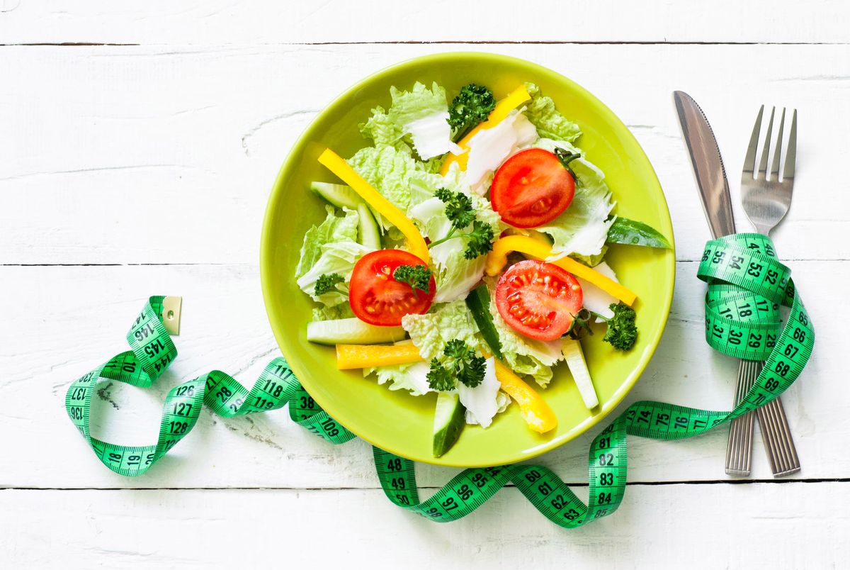 Dieta redukcyjna - co jeść, aby pozbyć się tkanki tłuszczowej?