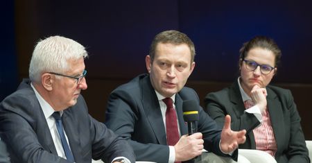 "Mógłby mieć szansę w wyborach prezydenckich". Paweł Rabiej o rozmowach w Nowoczesnej o kandydacie