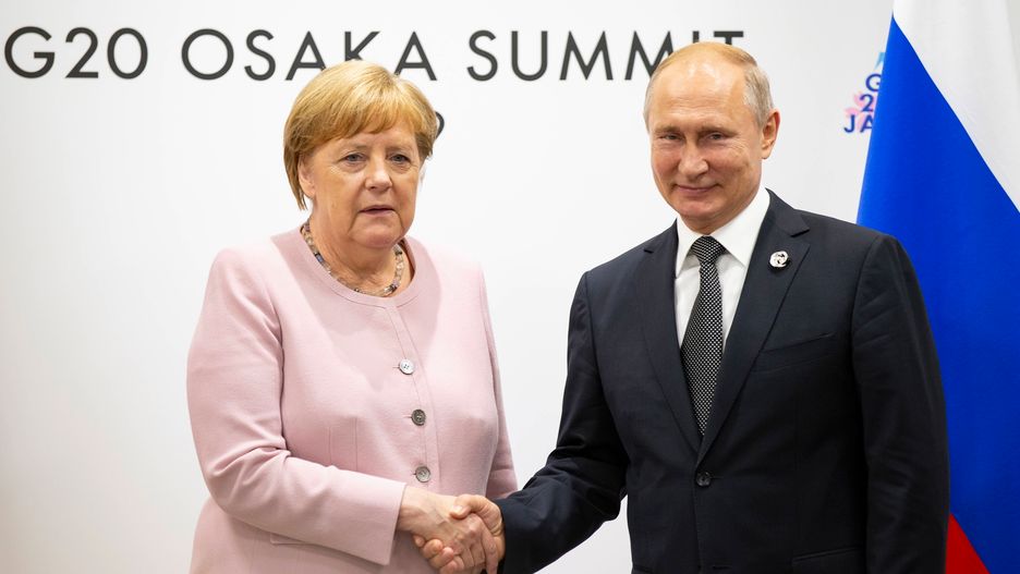 Od lewej: kanclerz Niemiec Angela Merkel oraz prezydent Rosji Władimir Putin (zdj. arch.)