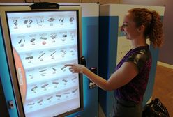 Banalny sposób na obejście zakazu handlu. W automatach można kupić nawet telewizor