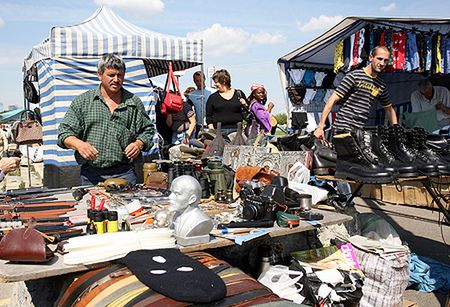 Kupcy zostaną dłużej na Stadionie X-lecia