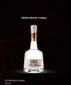 Doom Bone Vodka. Wysokoprocentowy trunek na kościach promuje Doom Eternal