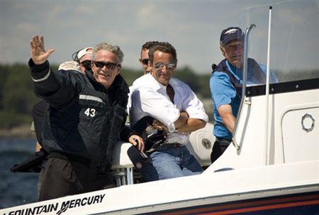 Bush i Sarkozy nawiązują osobisty kontakt