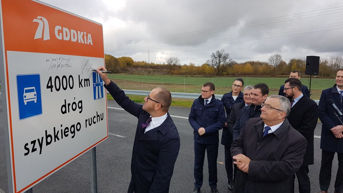 4 tys. dróg ekspresowych i autostrad w Polsce. Feta w Szczecinku