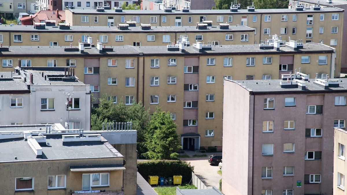 Rząd chce dać pieniądze na remonty bloków.