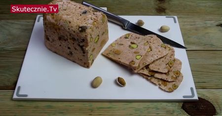 Mielonka z pistacjami na świąteczny stół
