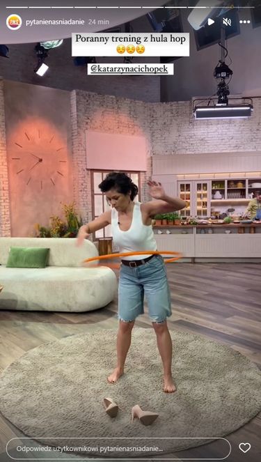 Kasia Cichopek kręci hula-hoop