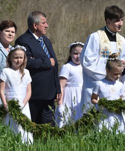 Ks. Tymoteusz Szydło odprawił mszę prymicyjną. Premier: napawa dumą całą rodzinę
