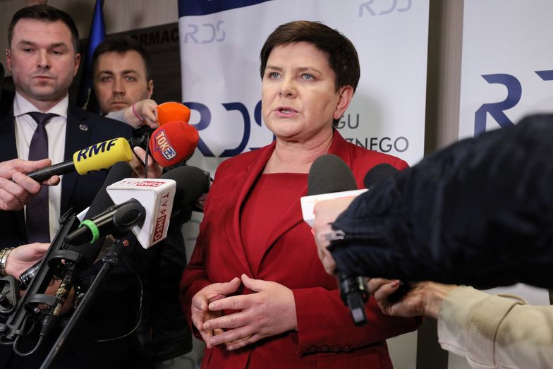 Beata Szydło poinformowała, że dwie centrale związkowe odrzuciły propozycje rządu.
