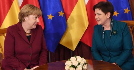 Szydło poda Merkel polskie wino. Tyle kosztuje butelka