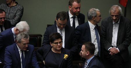 Ministrowie PiS chcą do Brukseli. Polacy zabrali głos