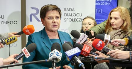 Strajk nauczycieli. Rząd przedstawi nowy pakiet społeczny dla oświaty. Rozmowy zostały wznowione