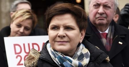 Beata Szydło wbiła szpilę Małgorzacie Kidawie-Błońskiej. Internauci zareagowali