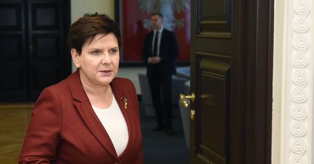 Beata Szydło latała Casą. MON podało liczbę wszystkich lotów