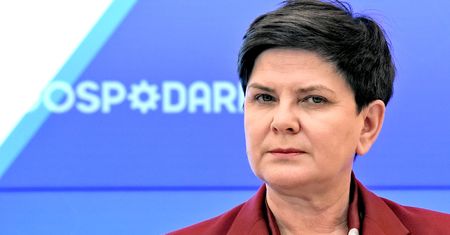 Układy, wtyczki i sojusz z Ziobrą? Tak mają wyglądać kulisy kancelarii Szydło