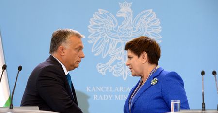 Węgierskie media o wizycie Viktora Orbana w Polsce: czarne owce trzymają się razem