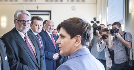 Marcin Makowski: Polska wymachuje suwerennościową szabelką. Co może dać Unii w zamian?