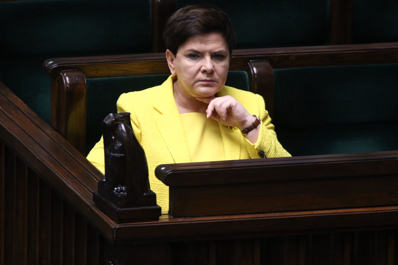 "Nasz Dziennik" murem za Szydło. Działacze PiS obawiają się zmiany