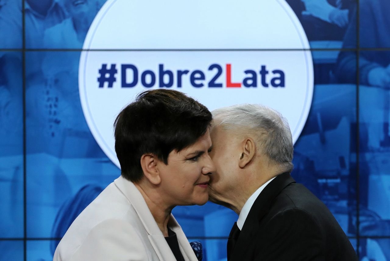 Dla Beaty Szydło zabrakło miejsca. Zdjęcie, które może zwiastować rekonstrukcję rządu i nazwisko nowego premiera