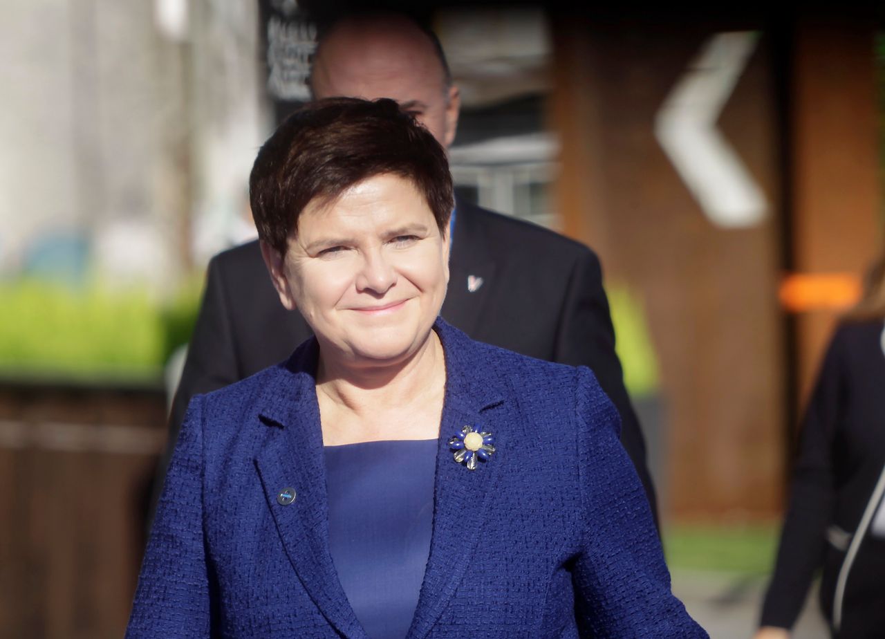 Premier Szydło uczy się angielskiego. Znamy szczegóły