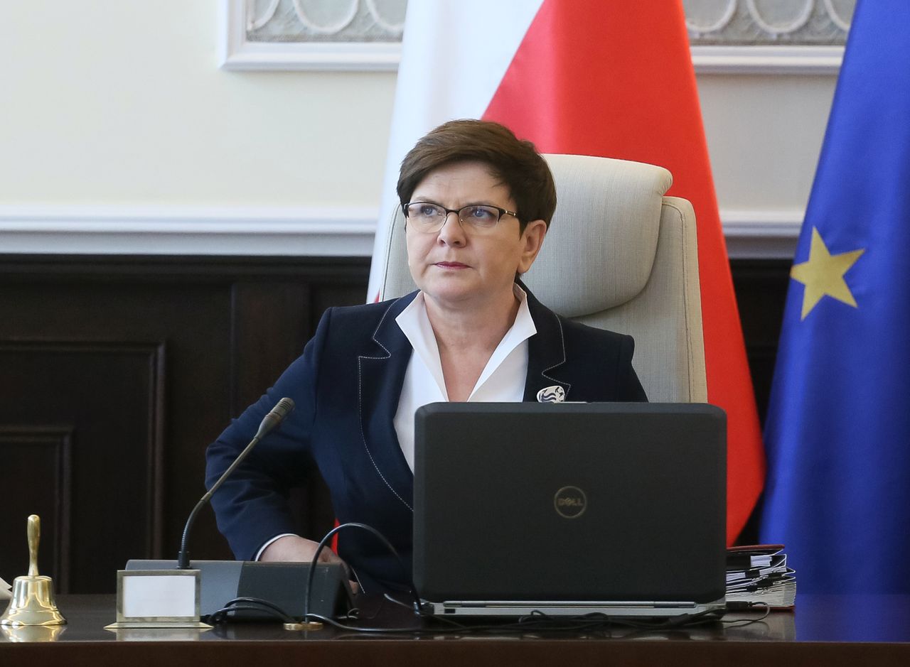 "Musimy pomóc Nigeryjce, przeszła gehennę". Poseł PO przypomina słowa Szydło sprzed lat